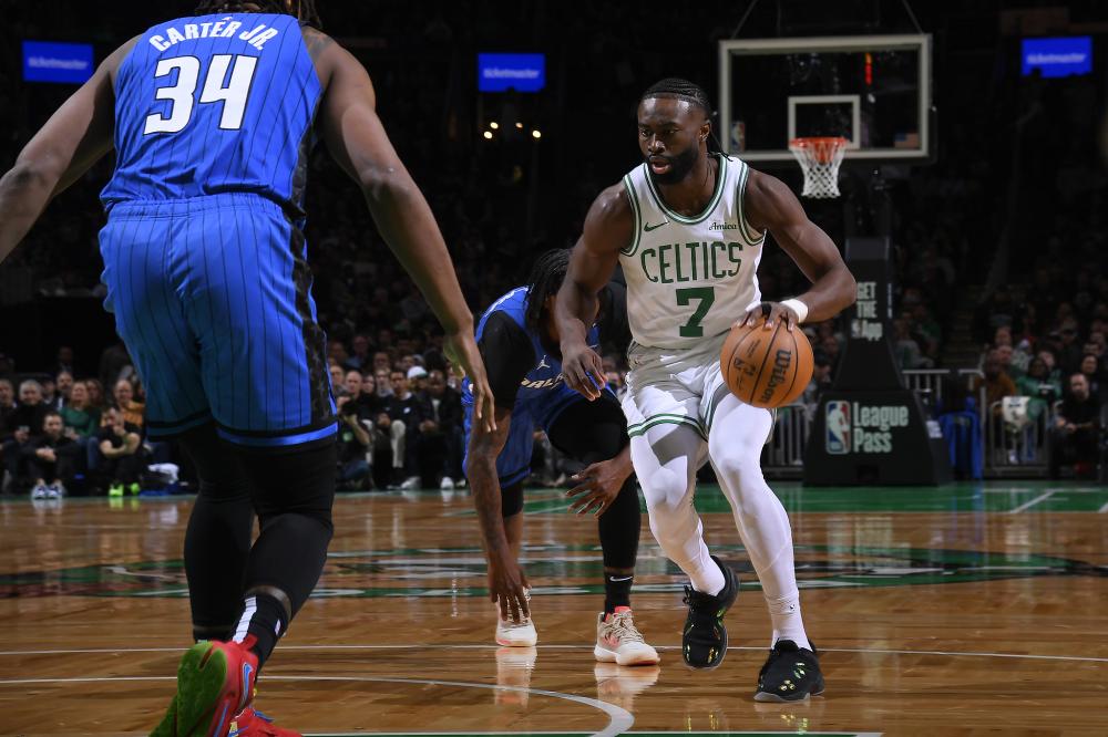 在防守端 在防守端